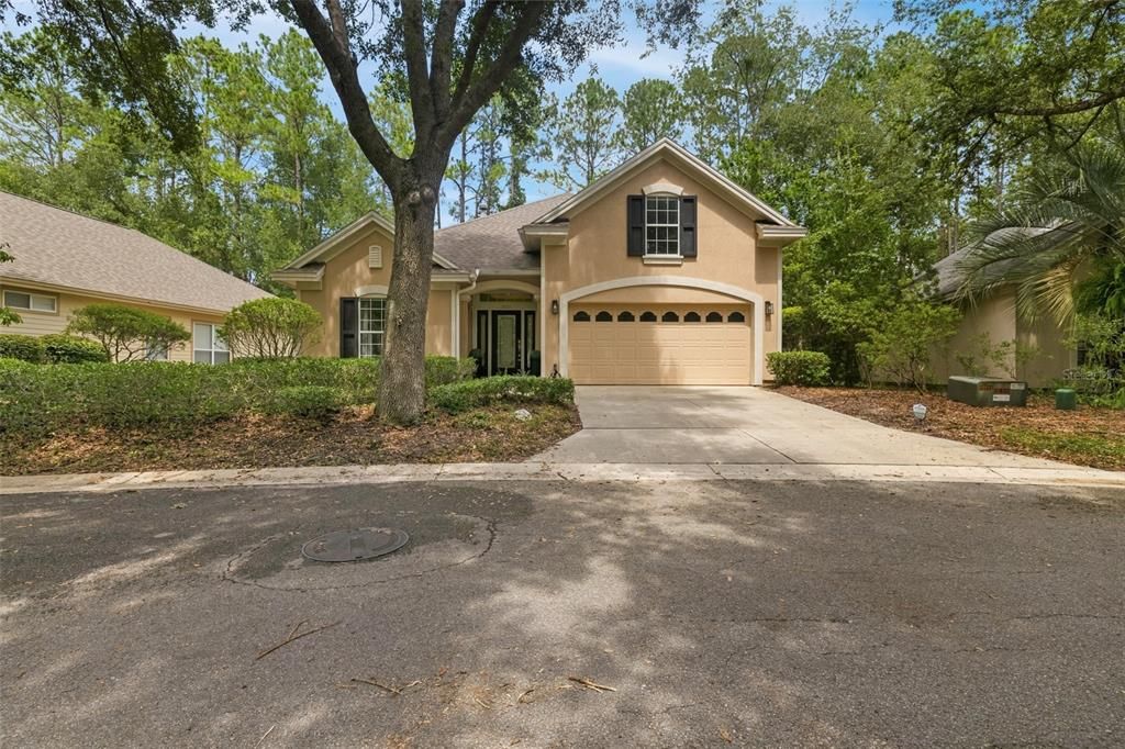 For Sale: $595,000 (4 beds, 2 baths, 2412 Square Feet)