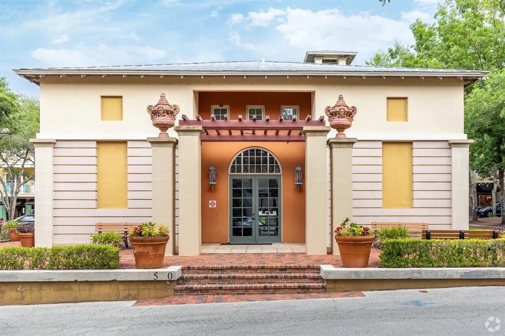 For Sale: $595,000 (4 beds, 2 baths, 2412 Square Feet)