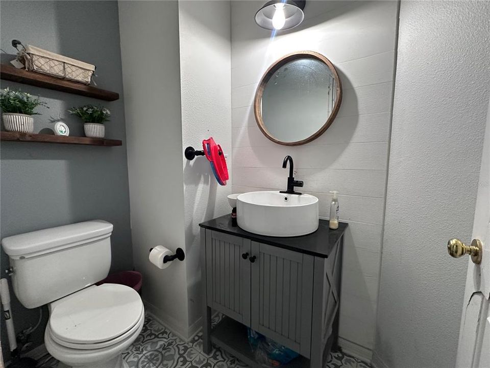 Active With Contract: $540,000 (4 beds, 2 baths, 3710 Square Feet)