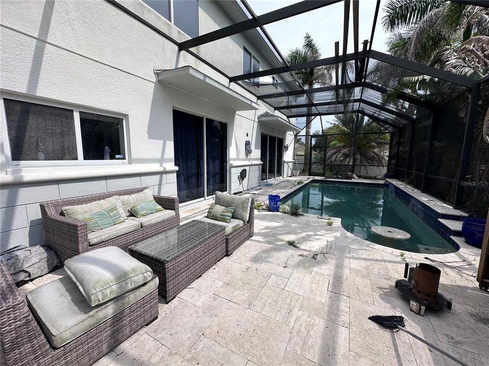 Active With Contract: $540,000 (4 beds, 2 baths, 3710 Square Feet)