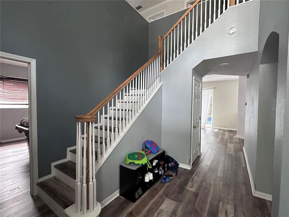 Active With Contract: $540,000 (4 beds, 2 baths, 3710 Square Feet)