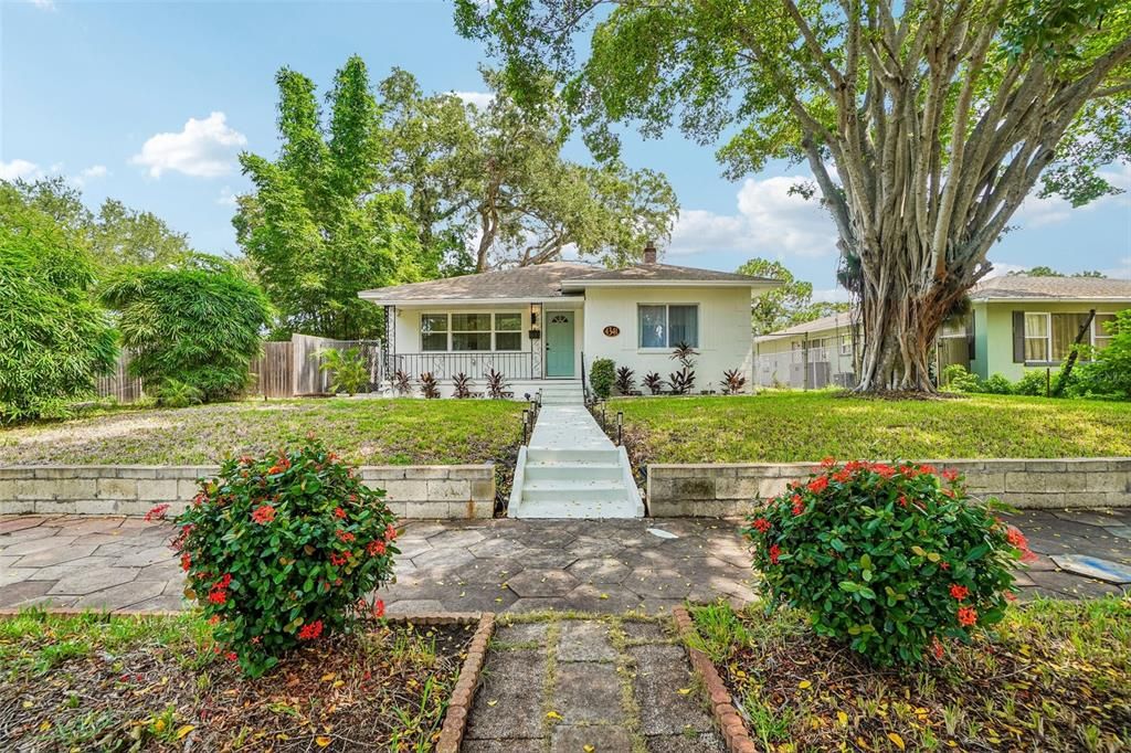 En Venta: $575,000 (3 camas, 2 baños, 1918 Pies cuadrados)
