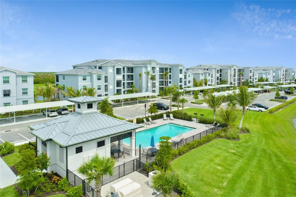 На продажу: $282,990 (2 спален, 2 ванн, 1154 Квадратных фут)