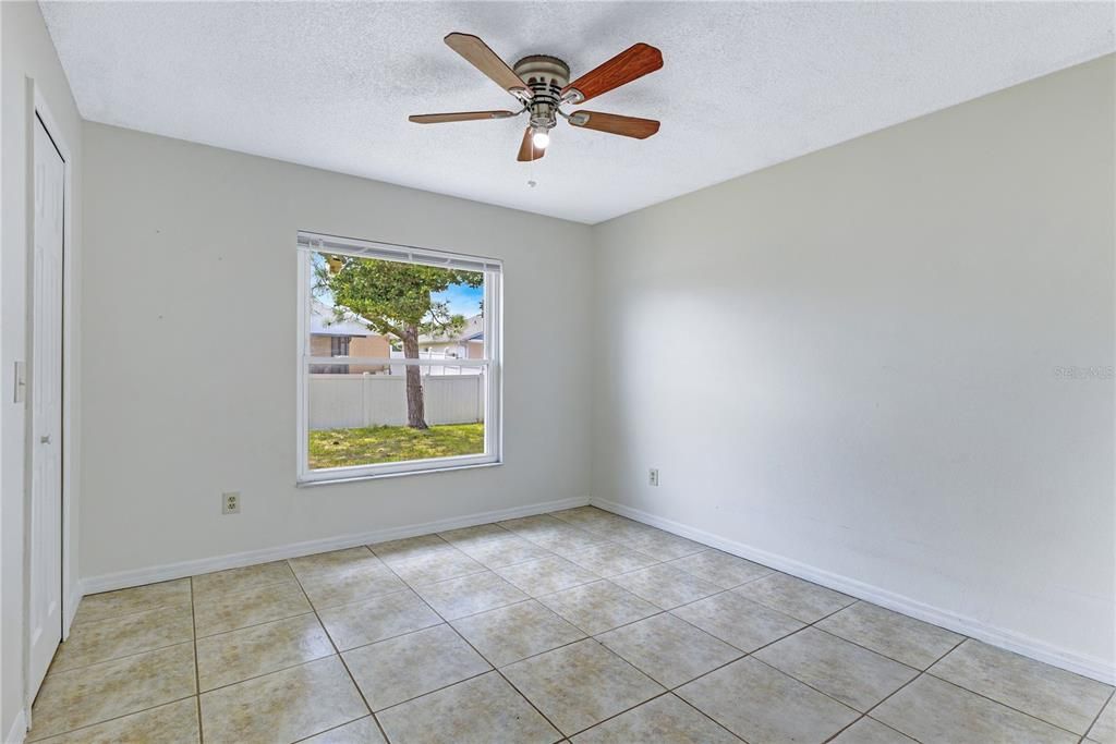 For Rent: $2,200 (3 beds, 2 baths, 1086 Square Feet)
