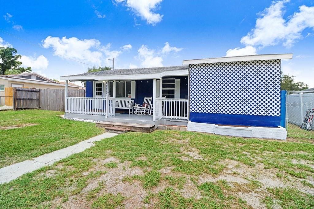 For Sale: $319,999 (3 beds, 1 baths, 1369 Square Feet)