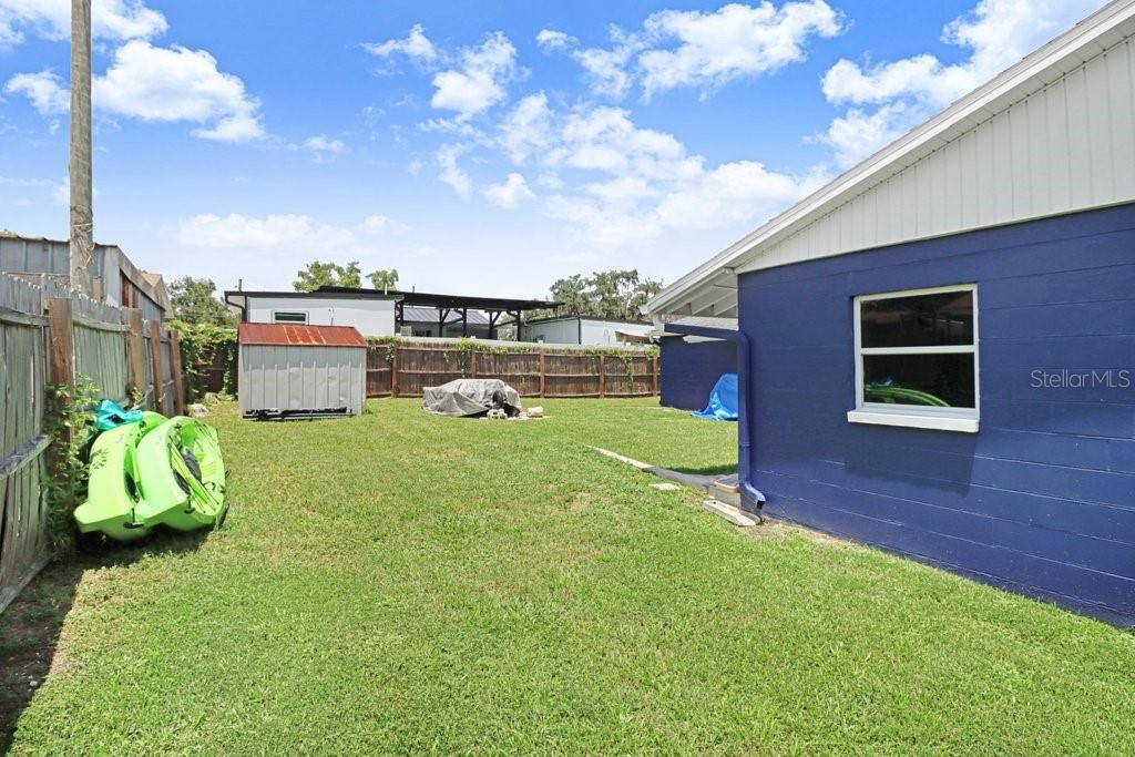 For Sale: $319,999 (3 beds, 1 baths, 1369 Square Feet)