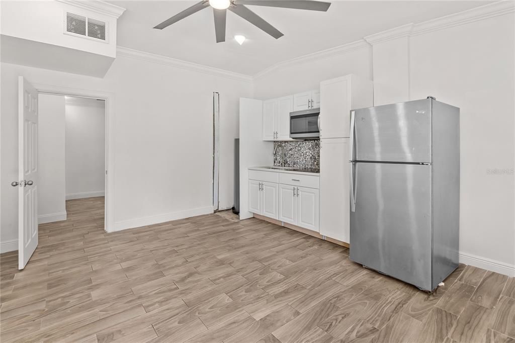 На продажу: $289,990 (3 спален, 1 ванн, 1066 Квадратных фут)
