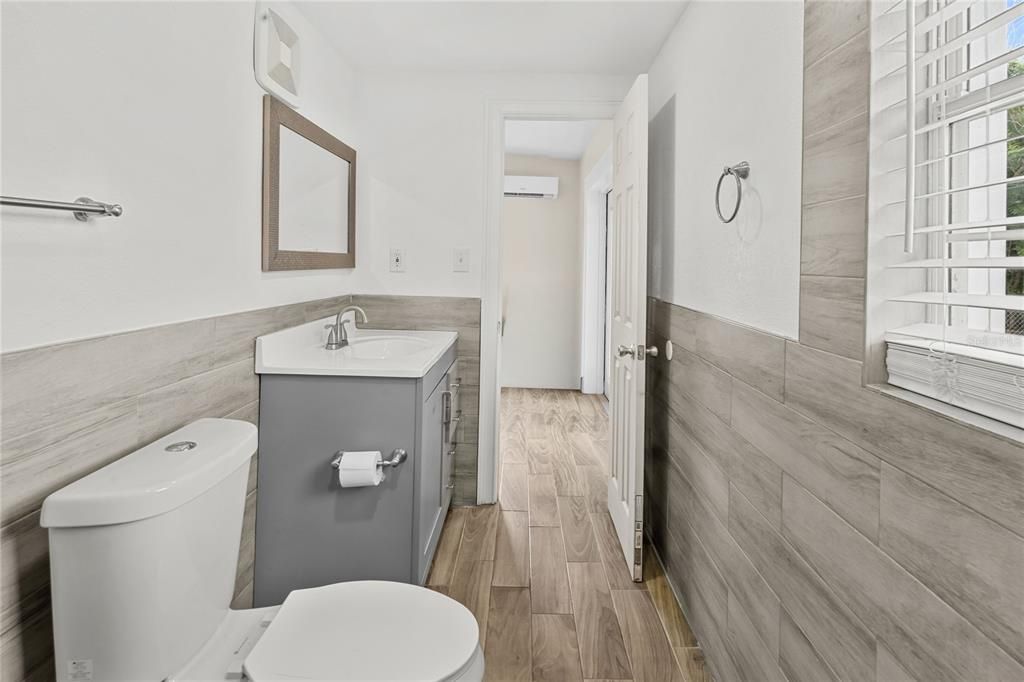 На продажу: $289,990 (3 спален, 1 ванн, 1066 Квадратных фут)