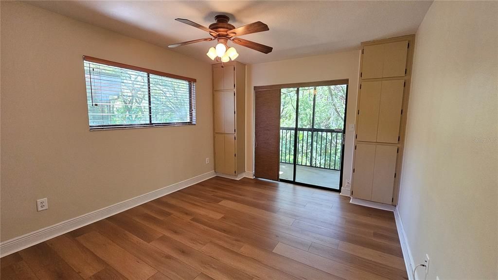 For Rent: $1,600 (2 beds, 2 baths, 960 Square Feet)