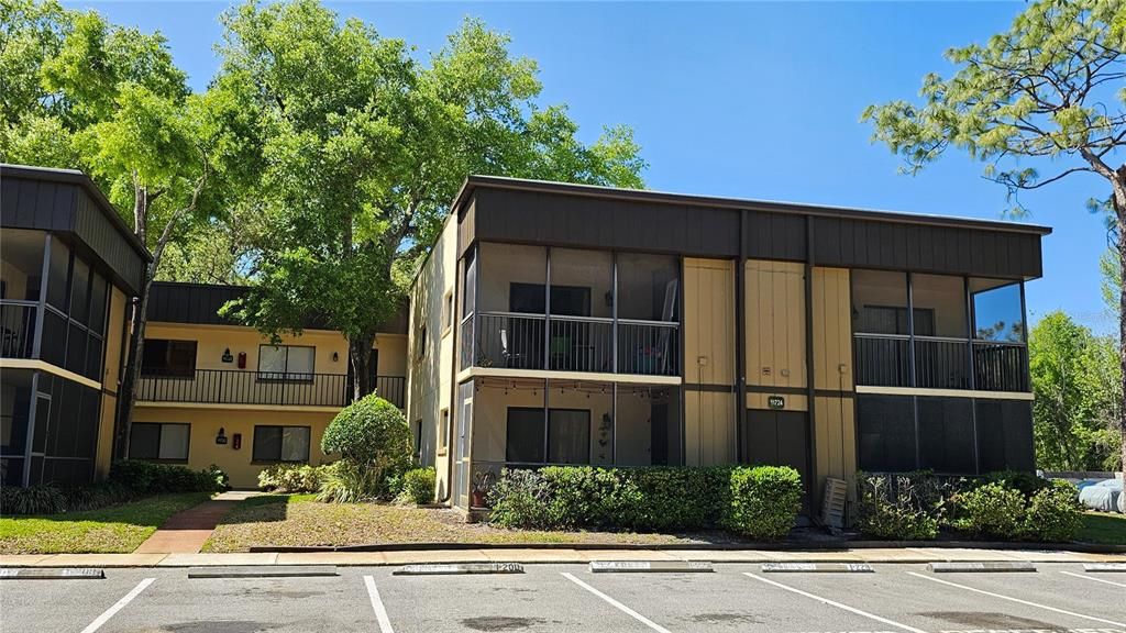For Rent: $1,600 (2 beds, 2 baths, 960 Square Feet)