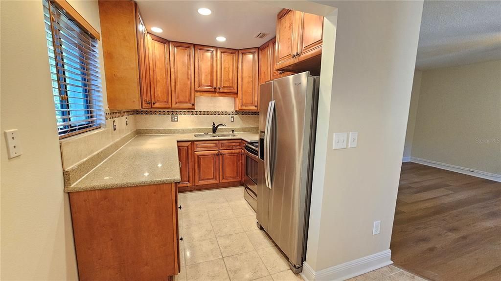 For Rent: $1,600 (2 beds, 2 baths, 960 Square Feet)