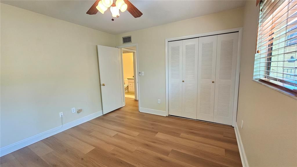 For Rent: $1,600 (2 beds, 2 baths, 960 Square Feet)