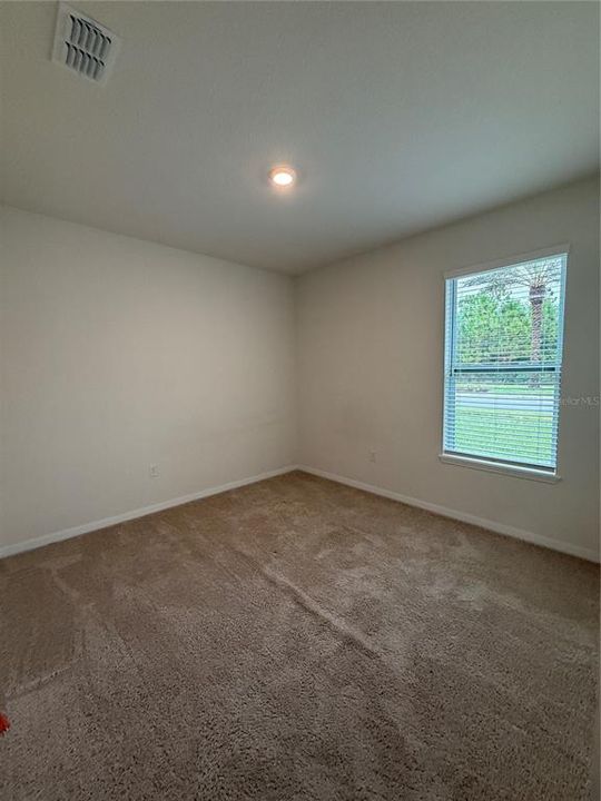 En Renta: $2,500 (4 camas, 3 baños, 2089 Pies cuadrados)