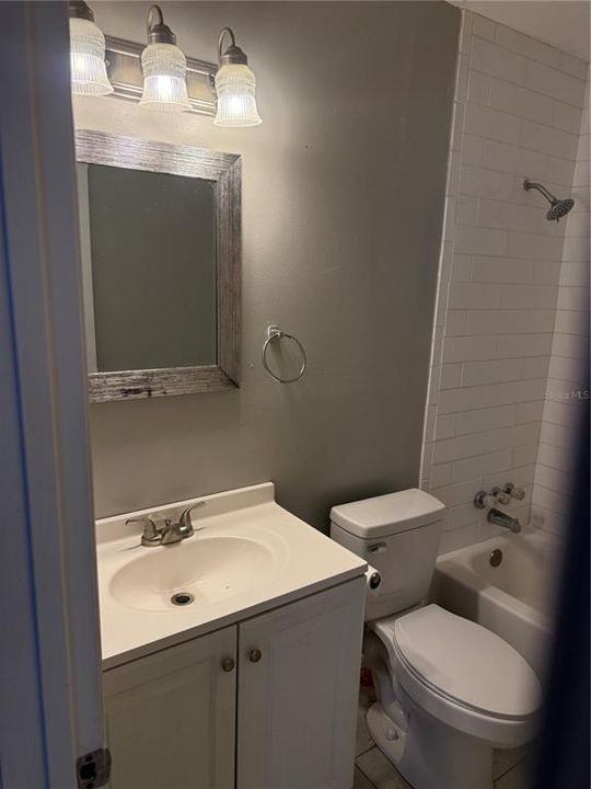 В аренду: $1,750 (3 спален, 2 ванн, 1231 Квадратных фут)