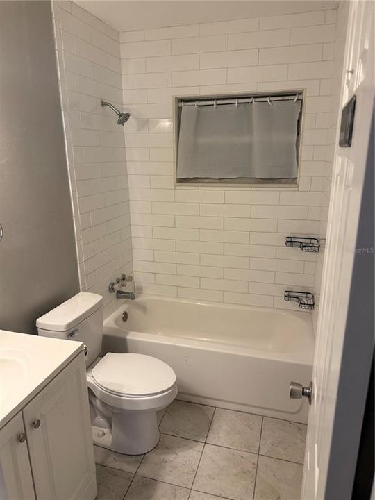В аренду: $1,750 (3 спален, 2 ванн, 1231 Квадратных фут)