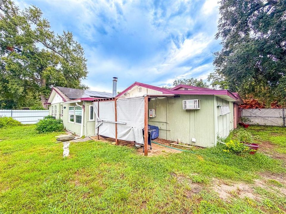 For Sale: $274,990 (4 beds, 2 baths, 1482 Square Feet)