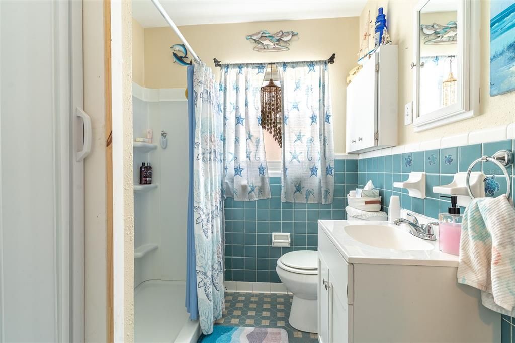 For Sale: $274,990 (4 beds, 2 baths, 1482 Square Feet)