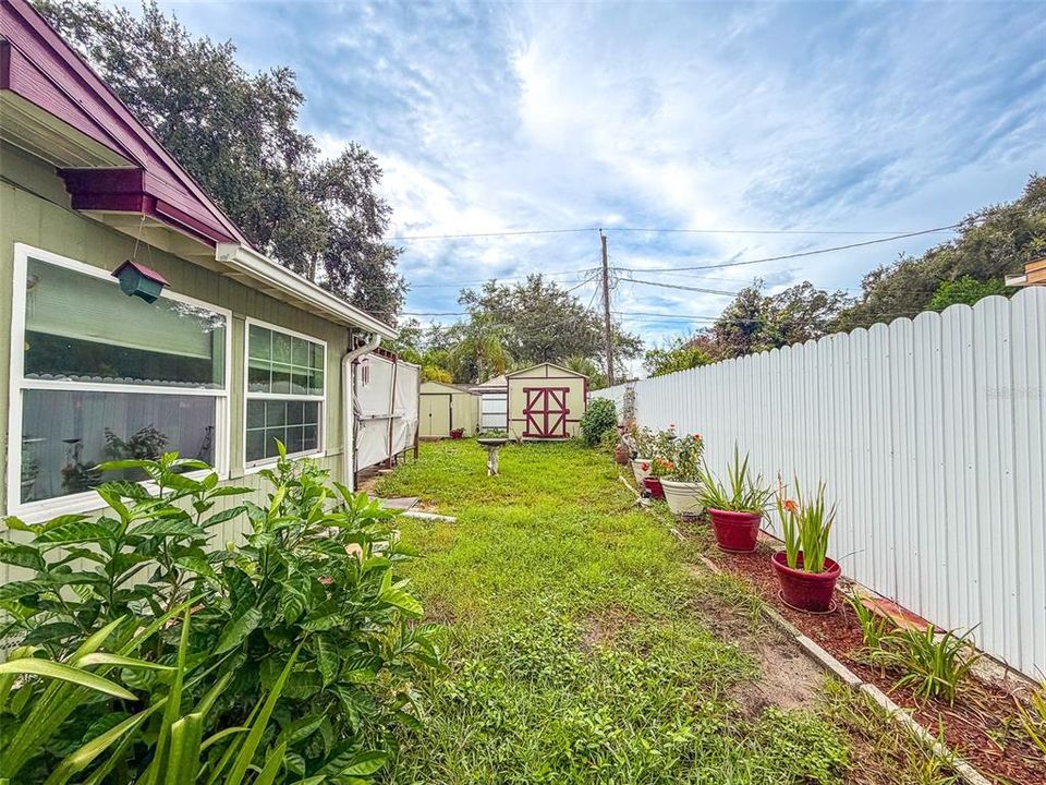 For Sale: $274,990 (4 beds, 2 baths, 1482 Square Feet)