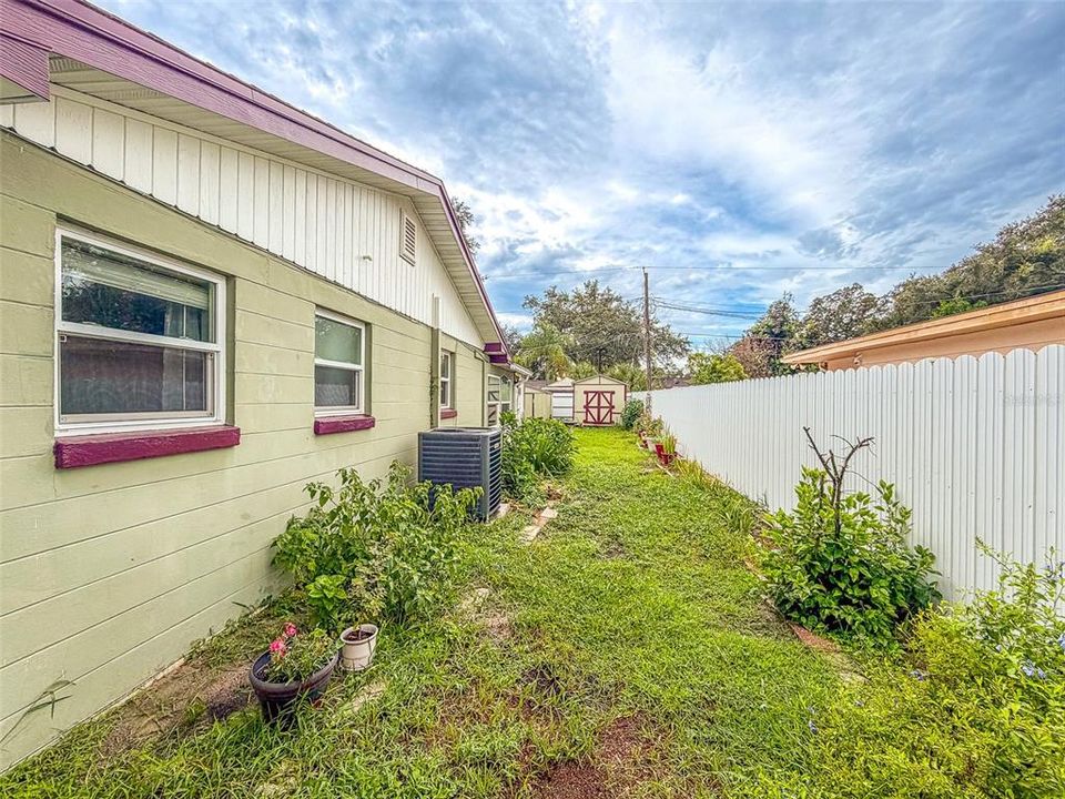 For Sale: $274,990 (4 beds, 2 baths, 1482 Square Feet)