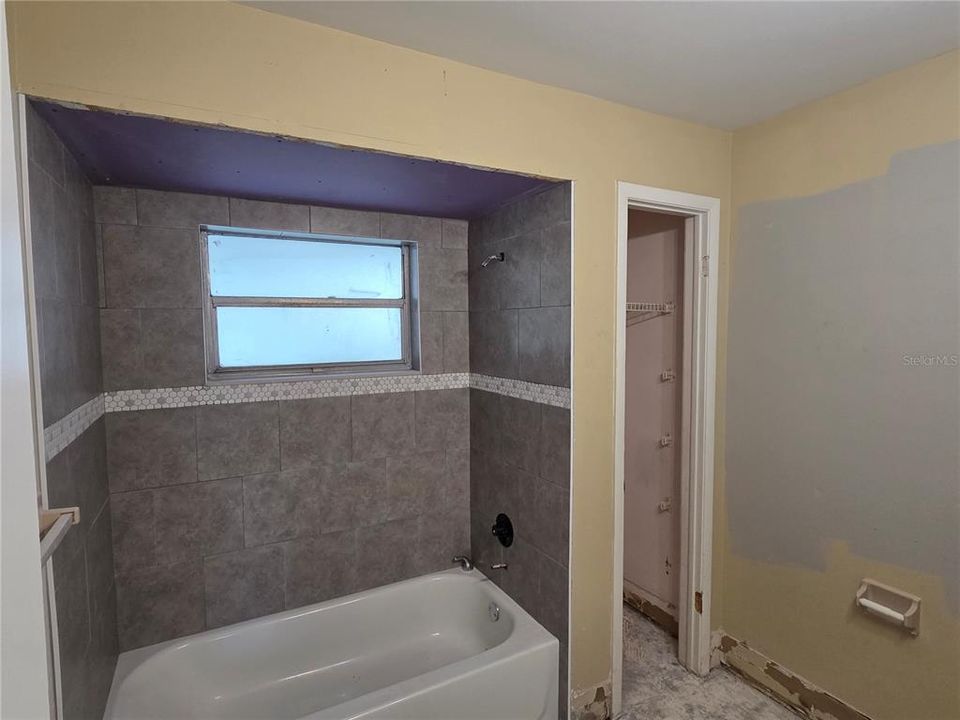 For Rent: $1,525 (2 beds, 2 baths, 1254 Square Feet)