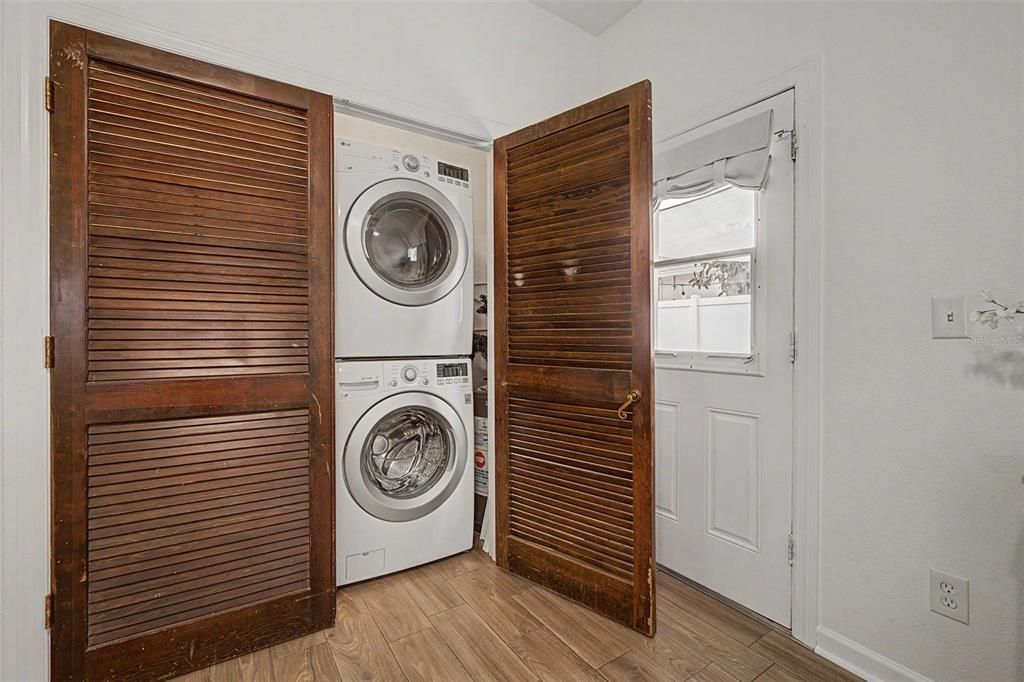 На продажу: $499,000 (4 спален, 2 ванн, 1352 Квадратных фут)