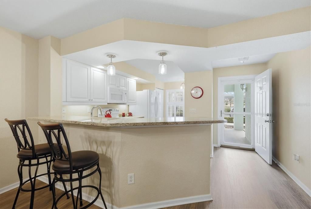 For Sale: $189,000 (2 beds, 2 baths, 1153 Square Feet)