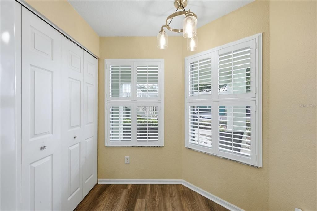 For Sale: $189,000 (2 beds, 2 baths, 1153 Square Feet)