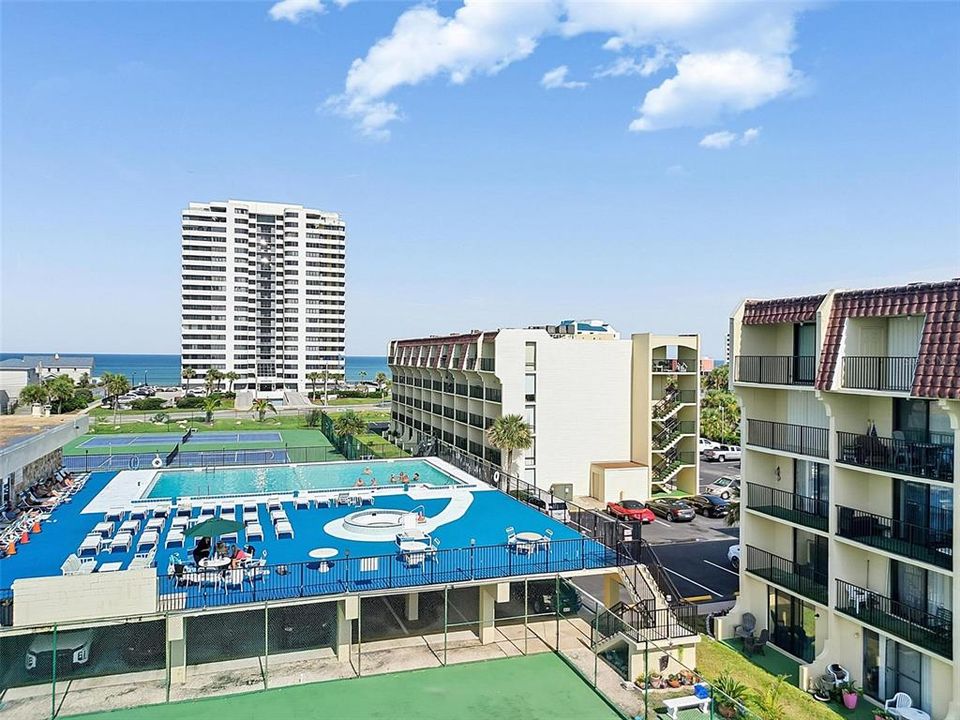 For Sale: $141,779 (1 beds, 1 baths, 590 Square Feet)