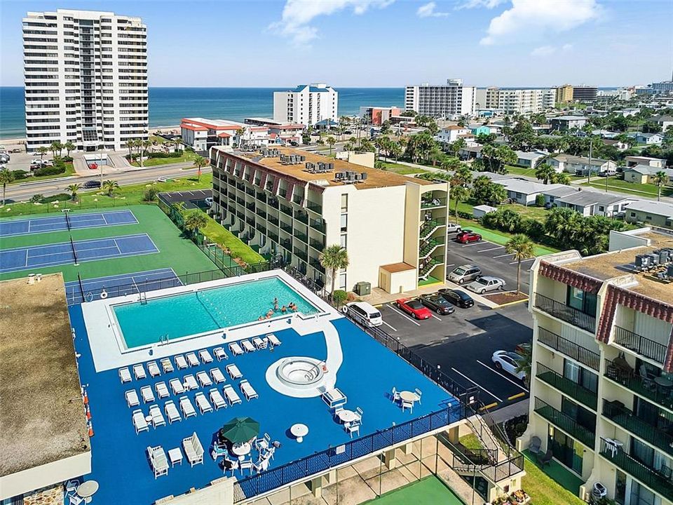 For Sale: $141,779 (1 beds, 1 baths, 590 Square Feet)