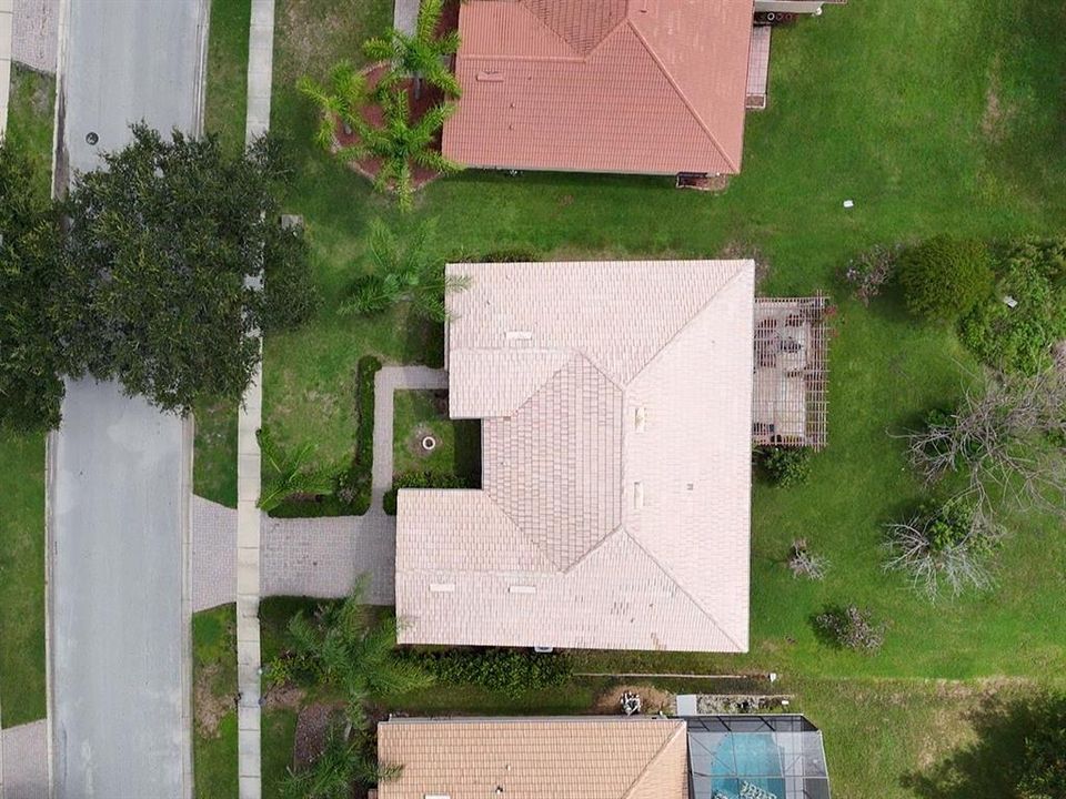 На продажу: $389,900 (3 спален, 2 ванн, 2053 Квадратных фут)
