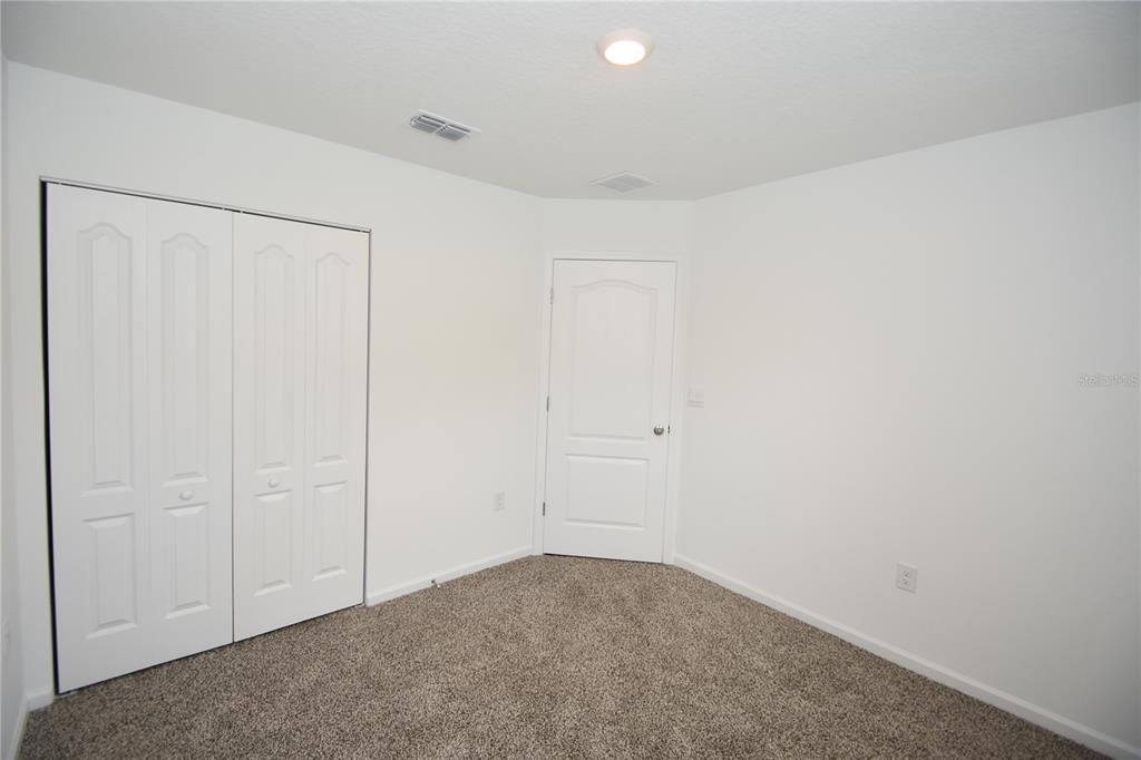 For Rent: $1,900 (3 beds, 2 baths, 1198 Square Feet)