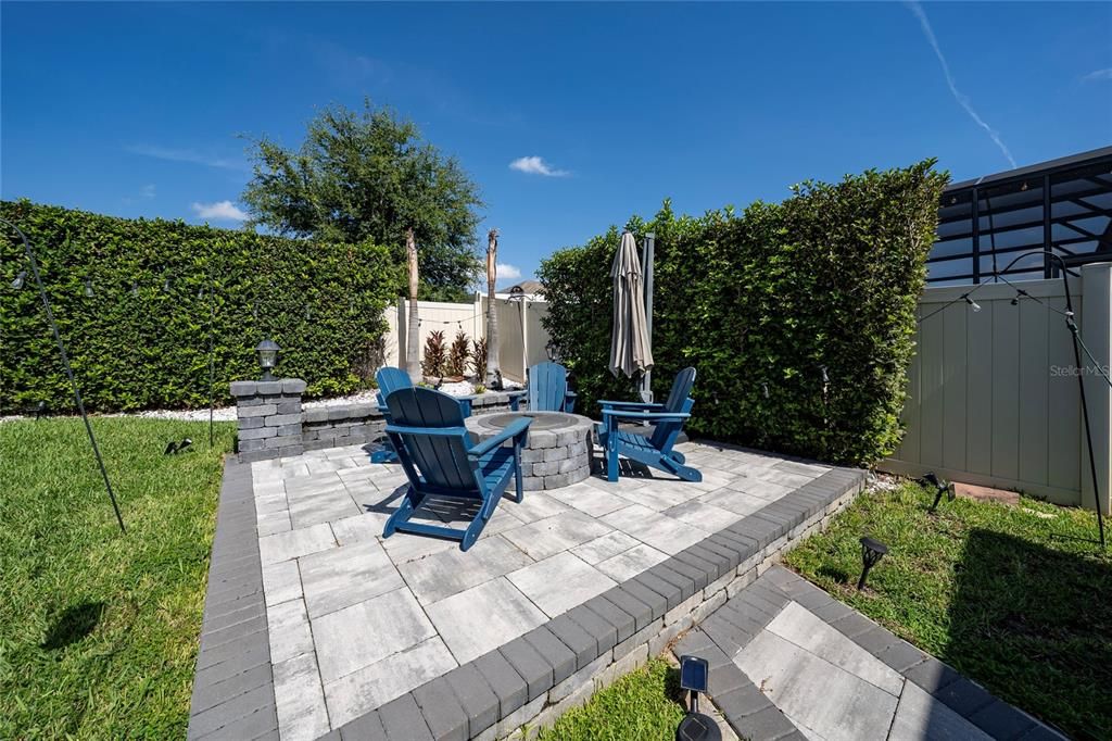 En Venta: $859,500 (5 camas, 3 baños, 3631 Pies cuadrados)