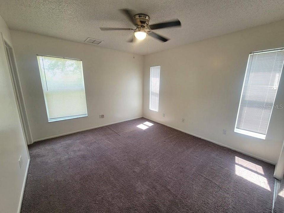 В аренду: $1,500 (2 спален, 2 ванн, 1043 Квадратных фут)