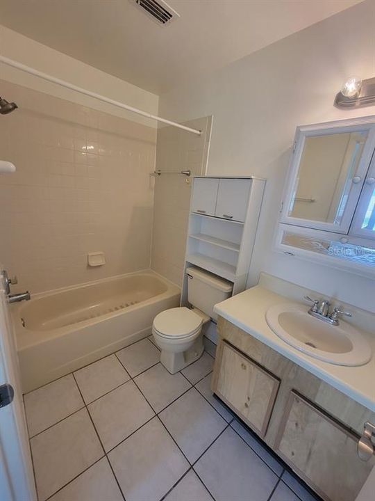 В аренду: $1,500 (2 спален, 2 ванн, 1043 Квадратных фут)