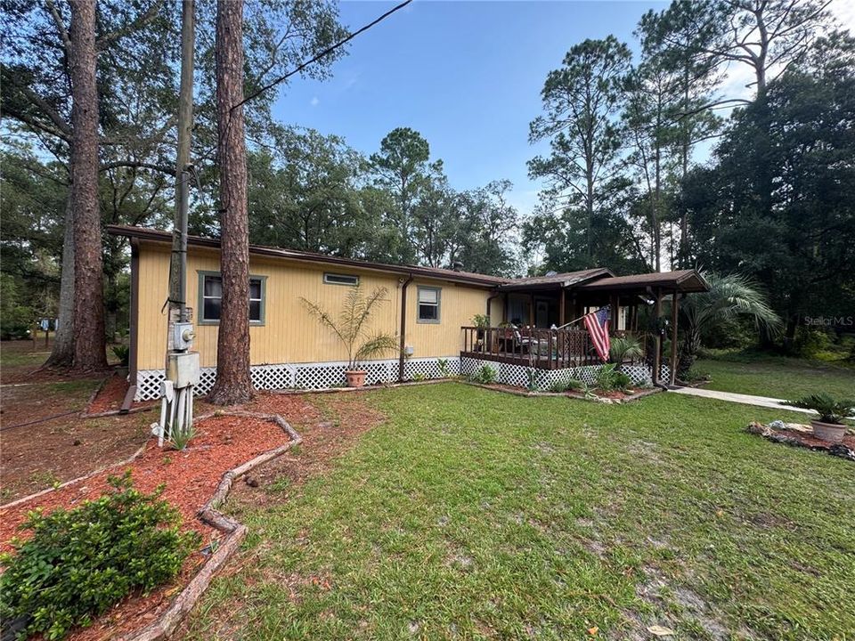 For Sale: $199,000 (3 beds, 2 baths, 1564 Square Feet)