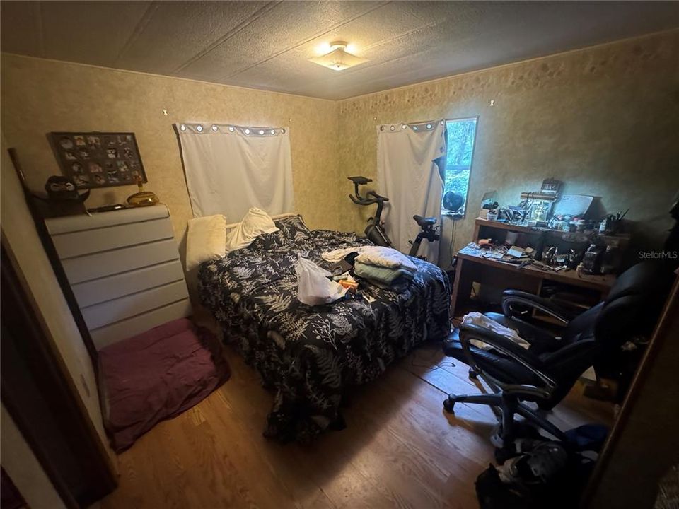 For Sale: $199,000 (3 beds, 2 baths, 1564 Square Feet)