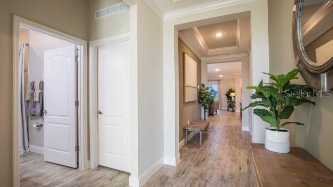 En Venta: $418,990 (4 camas, 3 baños, 2154 Pies cuadrados)
