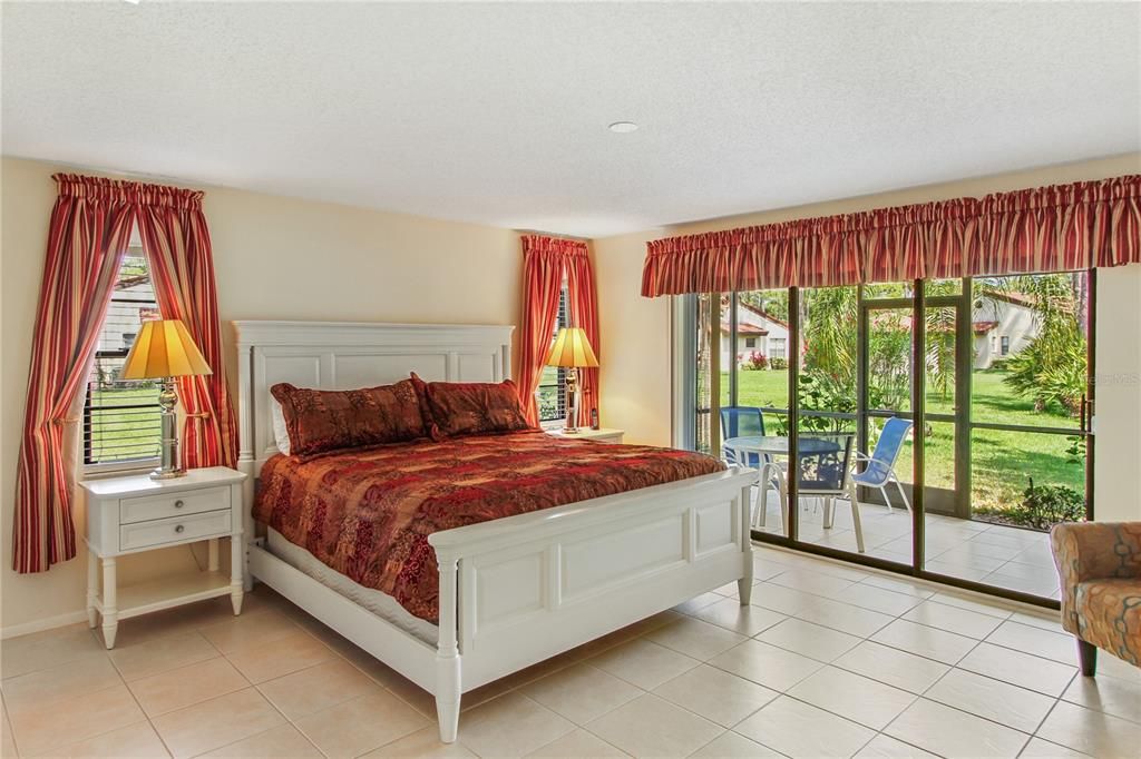 For Sale: $310,000 (2 beds, 2 baths, 1353 Square Feet)