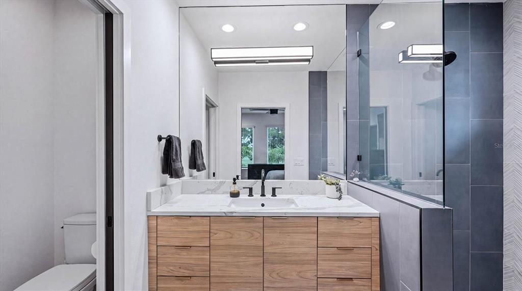 Activo con contrato: $525,000 (3 camas, 2 baños, 1396 Pies cuadrados)