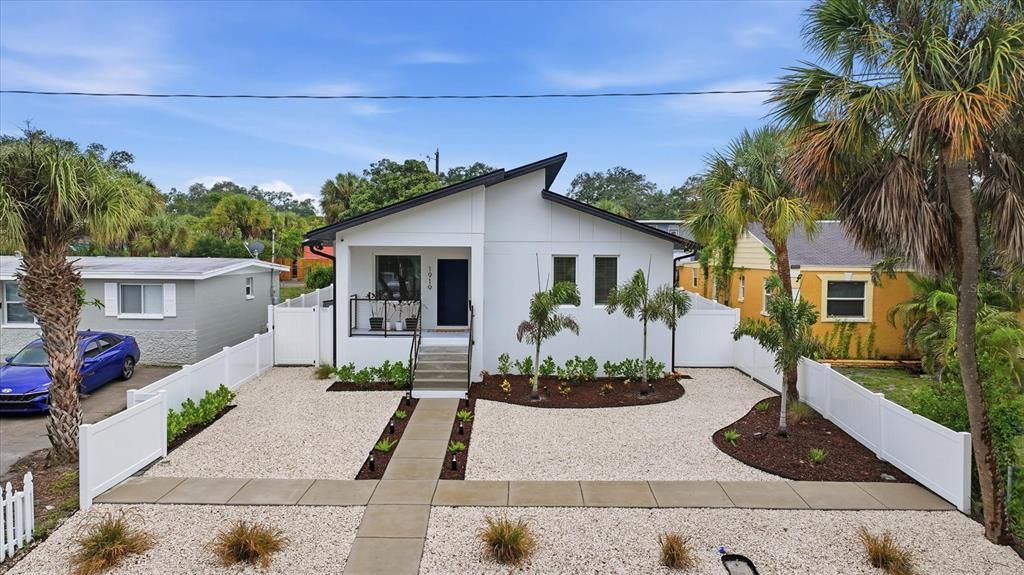 Activo con contrato: $525,000 (3 camas, 2 baños, 1396 Pies cuadrados)