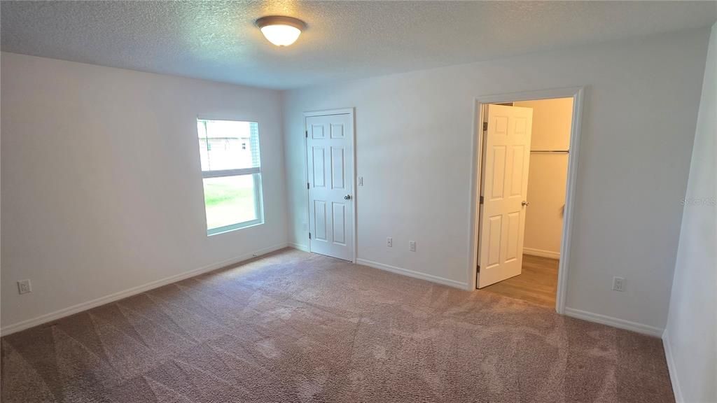 В аренду: $2,375 (3 спален, 2 ванн, 1342 Квадратных фут)