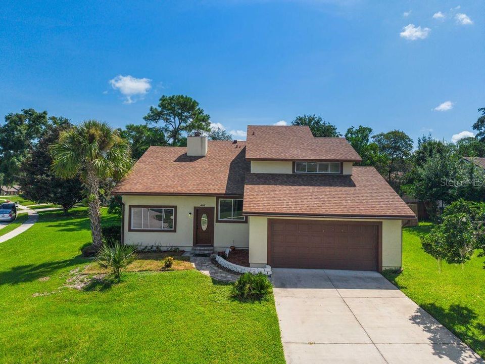 For Sale: $649,900 (4 beds, 2 baths, 2498 Square Feet)