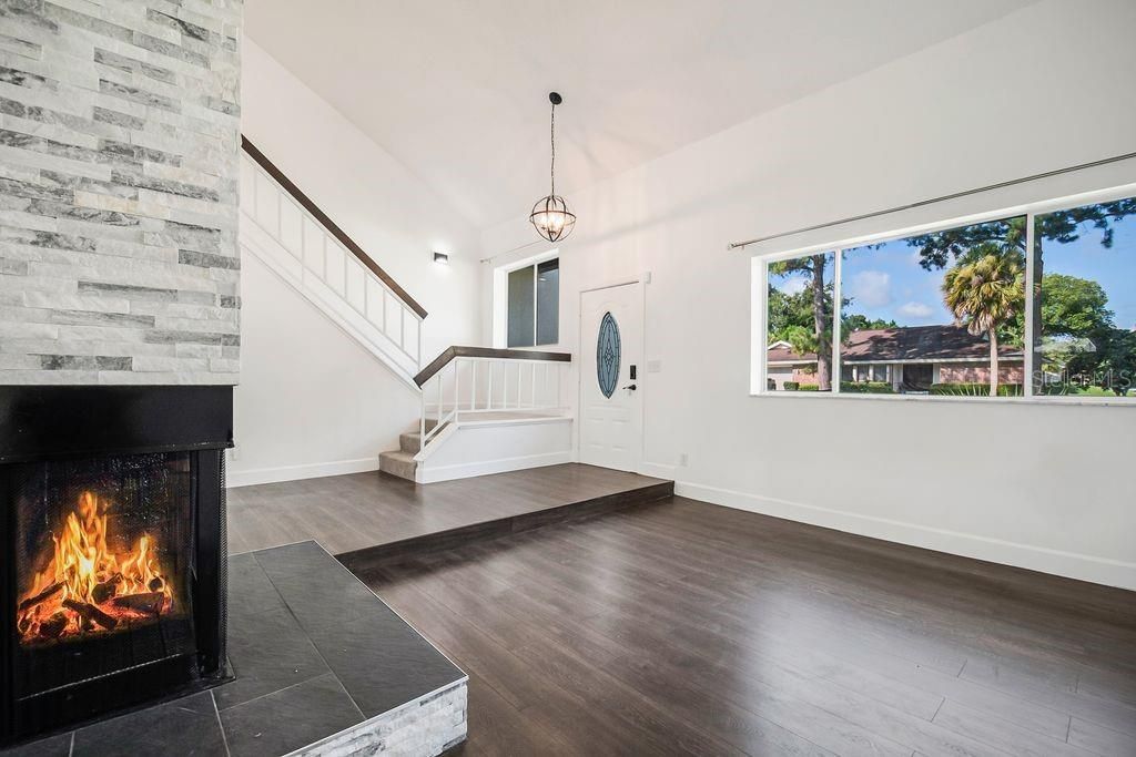 For Sale: $649,900 (4 beds, 2 baths, 2498 Square Feet)