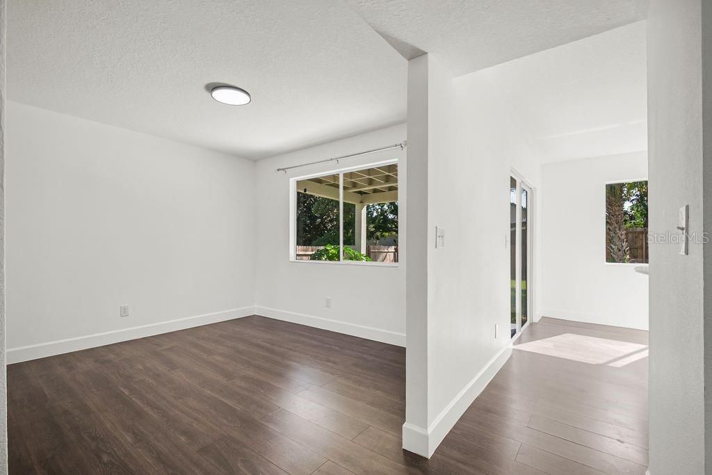 For Sale: $649,900 (4 beds, 2 baths, 2498 Square Feet)