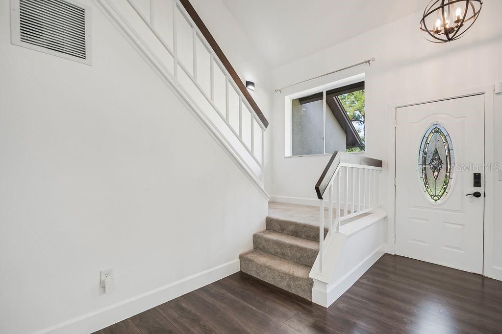 For Sale: $649,900 (4 beds, 2 baths, 2498 Square Feet)