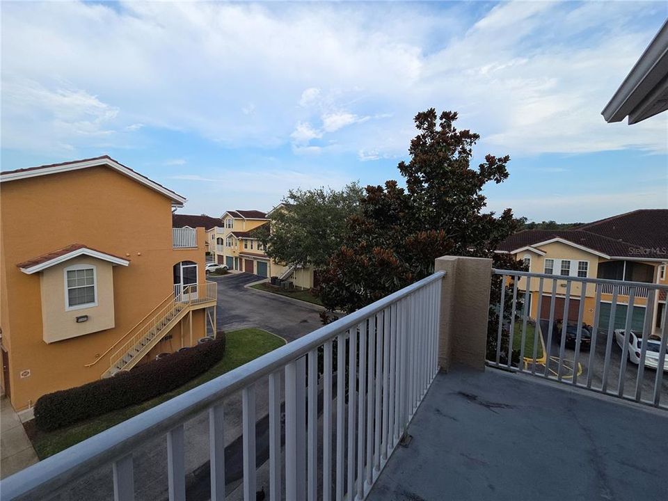 В аренду: $2,000 (2 спален, 2 ванн, 1219 Квадратных фут)