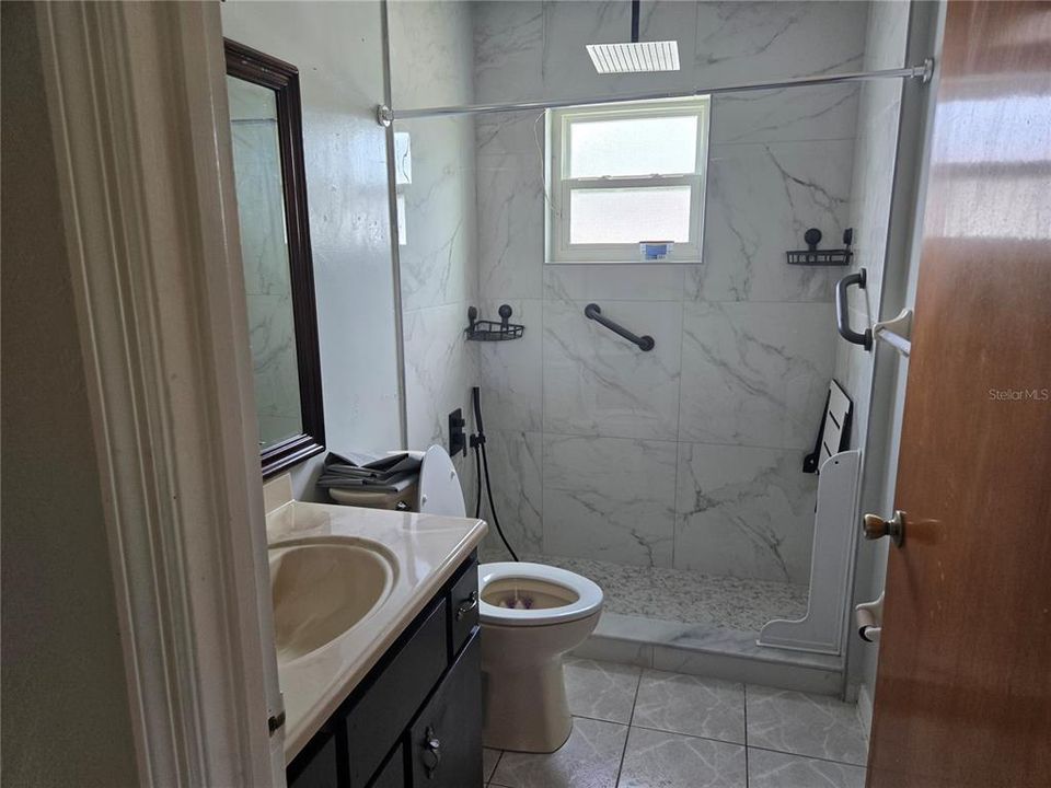 В аренду: $1,650 (3 спален, 2 ванн, 1290 Квадратных фут)