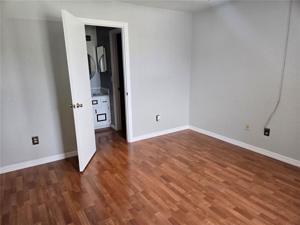 В аренду: $1,650 (3 спален, 2 ванн, 1290 Квадратных фут)