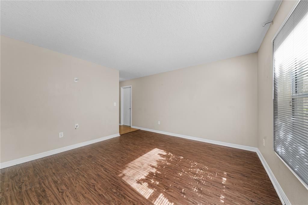 В аренду: $3,000 (4 спален, 2 ванн, 2804 Квадратных фут)