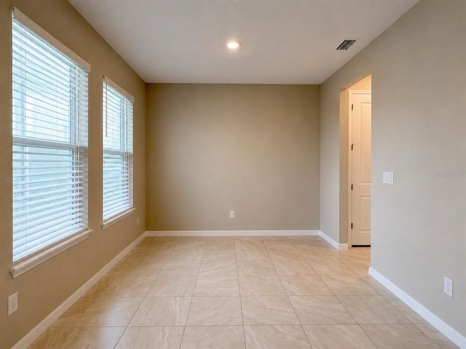 For Rent: $4,800 (4 beds, 3 baths, 2580 Square Feet)